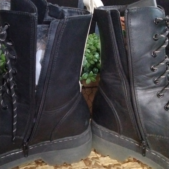 MIA BOOTS - Picture 4 of 13